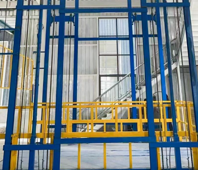 新洲升降货梯载重范围在多少