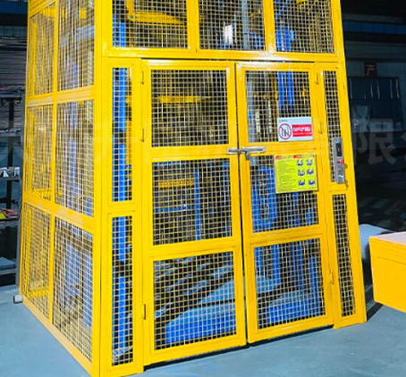 新洲货梯可以安装在室外吗